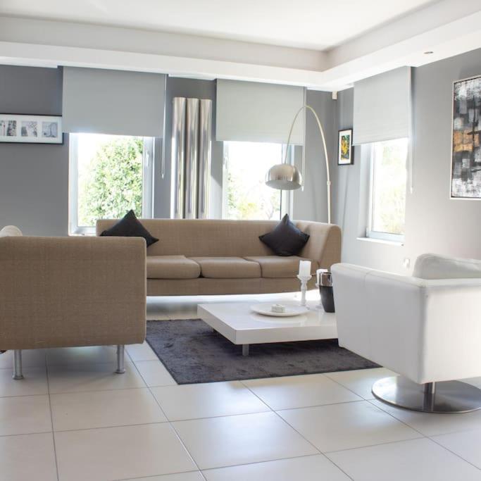 Villa Artemis Larnaca Ngoại thất bức ảnh