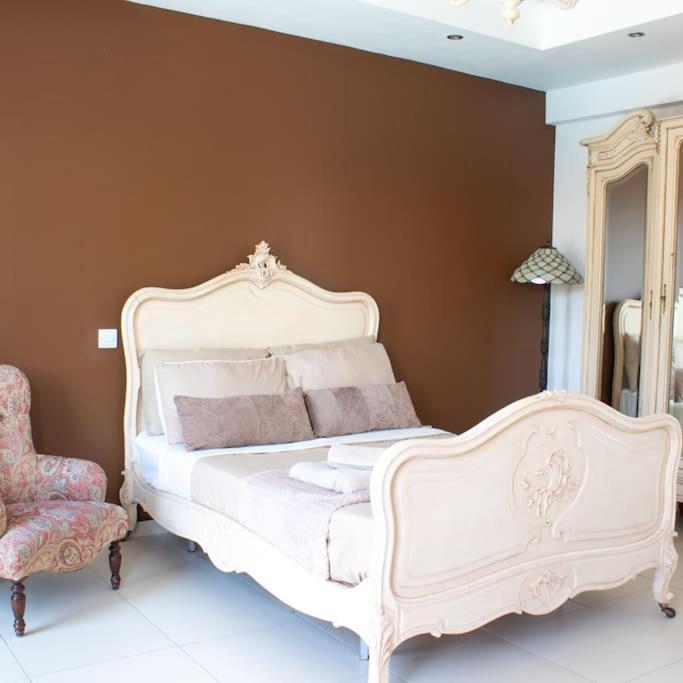 Villa Artemis Larnaca Ngoại thất bức ảnh
